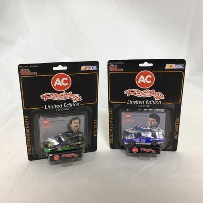 (100) NASCAR | Mixed Group of Racing Champions Collector Cars