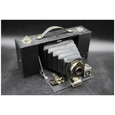 Antique Kodak No. 2A Folding Pocket Film Camera Brownie Automatic