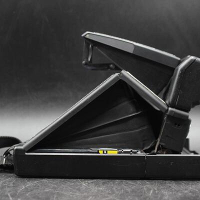 Vintage Polaroid SX-70 SE Land Camera