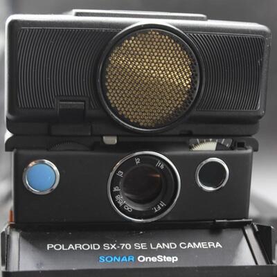 Vintage Polaroid SX-70 SE Land Camera