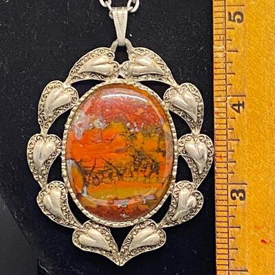 Vintage Southwestern Style Polished Red Turquoise Stone Pendant Necklace