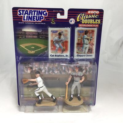 (148) STARTING LINEUP | Mixed Group of Baseball Figures
