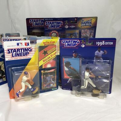 (148) STARTING LINEUP | Mixed Group of Baseball Figures