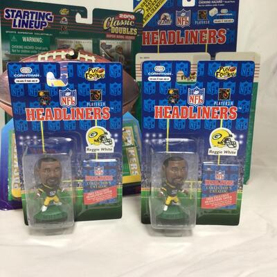 (149) PACKERS | Mixed Group of Packers Figures