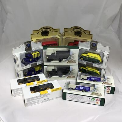 (151) LLEDO | Mixed Group of Lledo Model Cars