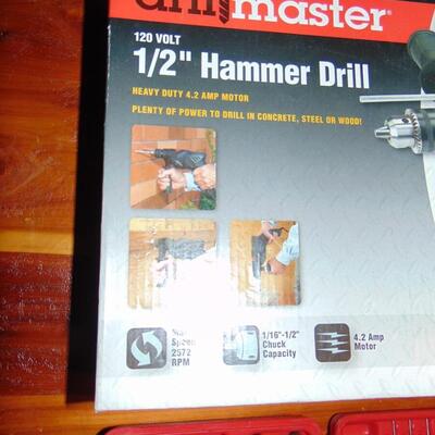 LOT 113 DRILL MASTER 1/2 HAMMER DRILL WITH BITS