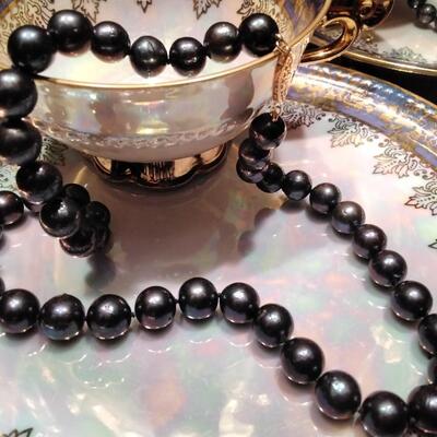 9 to 9.5 MM Black Pearl Necklace Big Solid 14kt Gold Clasp Filigree Style