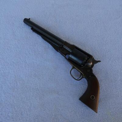 Replica  of 1851 Colt Navy style percussion revolver  Made in Italy .36 Cal. Cap & Ball Black Powder Only