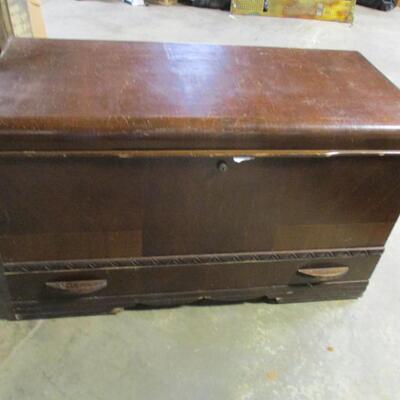 Antique Waterfall Art Deco Cedar Chest By Honderich Furniture Company