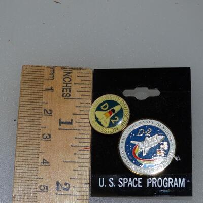 Nasa Lapel Pins pair vintage 1990's SPACELAB D-2 German Space Program Deutsche Spacelab Mission NASA Shuttle STS-55 from collection of...