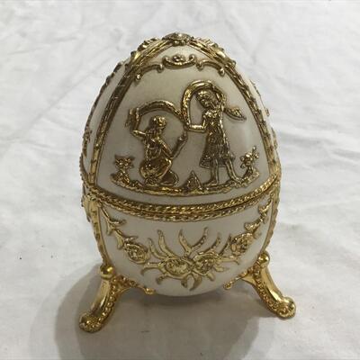 Vintage Japan Music Trinket Egg Box