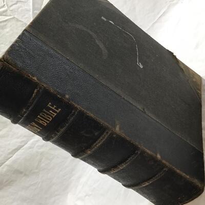 1858 Holy Bible with Apocryha
