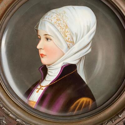 Continental Nun Plate Attributed to Carl Joseph Knoll Porcelain Factory