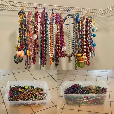 100 Pounds ~ Mardi Gras Beads