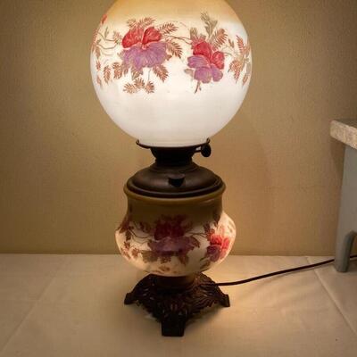 Vintage electric kerosene-style lamp