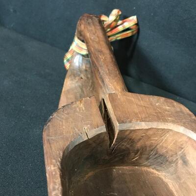 Lot 5: Antique Primative Wooden Hand Scoop - Decorative Piece
