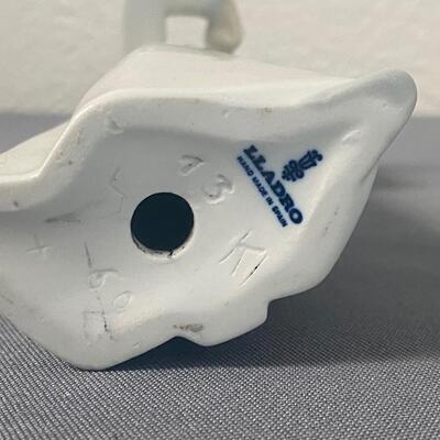 Lladro Porcelain "Girl with Pigtails Playing Violin" Figurine