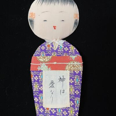 A lot of 3 Chinese Cloth Whimsies and Vintage Photo