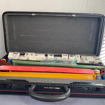 Vintage Mah Jongg Set with Carrying Case