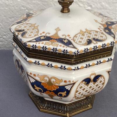 ACF Aix En Provence France, 8-Sided Hinged Porcelain Canister/Tobacco Jar