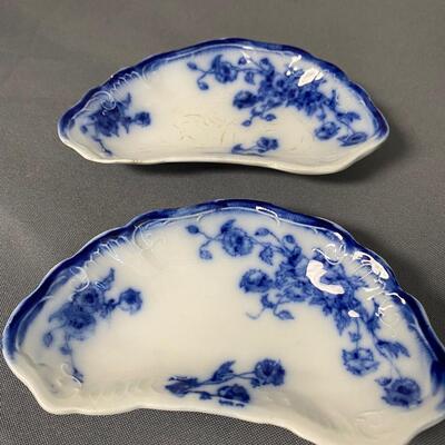 Pair of 2 Bone Dishes Flow Blue