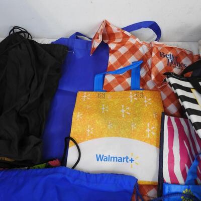 Lot of 25 Assorted Bags, Reusable Grocery Bags, Fabric Bags, Sports Bags
