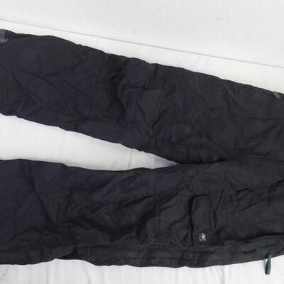 Mens Apparel, 3 Coats, 1 Pair of Snow Pants, Medium and Large,