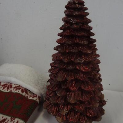 9 pc Christmas Decor: Stockings, 3 Mugs, Christmas Tree Candle
