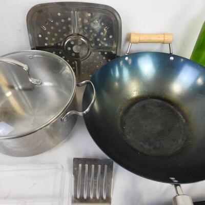 14 pc Kitchen, Wok, Pots and Pans, Glass Pitcher