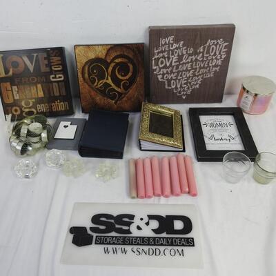 15 pc Home Decor: Wall Signs, Candles, Votives, Photo Albums