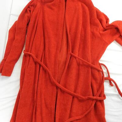 2 Bathrobes, Victoria Sectret, Small, Aria Large