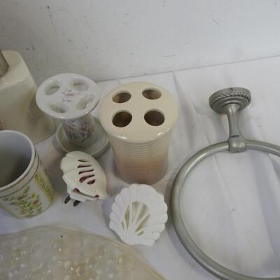 10 pc Bathroom Lot: Shower Hooks, Tooth Brush Holders, Soap Dispenser