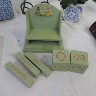 10 pc Country Style Decor: Photo Album, Candle warmer