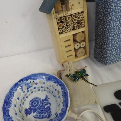10 pc Country Style Decor: Photo Album, Candle warmer