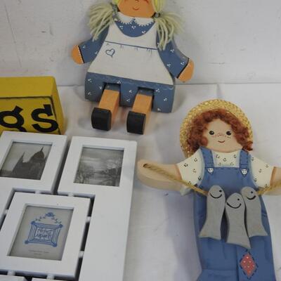 11 pc Home Decor: Wooden Figures, Signs, Prayer hands, Fabric Curtain