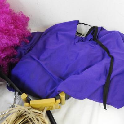 15 pc Costumes, Pink Haired Pig Mask, Purple Dress, Wigs, Noses