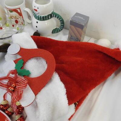 21 pc Christmas Decor: Ceramic Snowman, Santa Hats, Mini Lights, Mugs