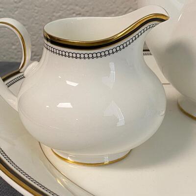 4pc Royal Doulton "Pavanne" Tea Set