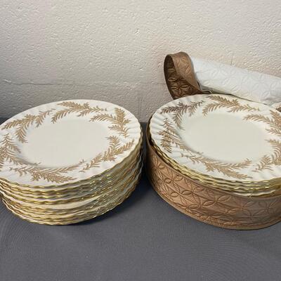 24 Minton "Golden Fern" Bone China Dinner Plates