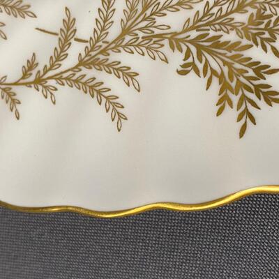 24 Minton "Golden Fern" Bone China Dinner Plates