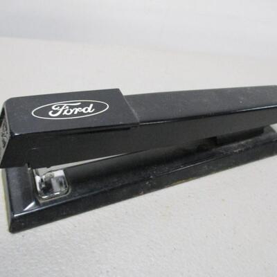 ACE Liner Model 502 - Stanley Model B440 - Bates Model 550 Staplers