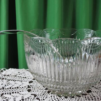 Lancaster Colony Glass Punch Bowl ladle and Cups