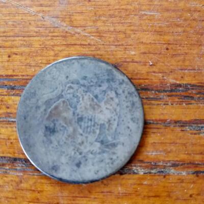 LOT 26  VERY OLD SEATED LIBERTY QUARTER