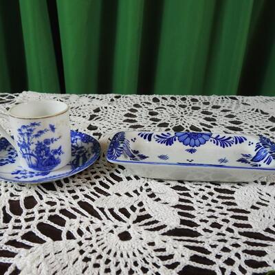 Delft trey cup and saucer