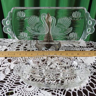 Swan tray