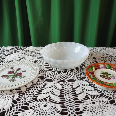 Assortment of Home Decor