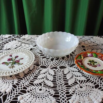 Assortment of Home Decor