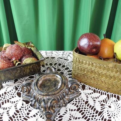 Variety of Home Decor Items
