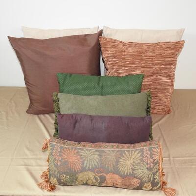 Decorative pillows