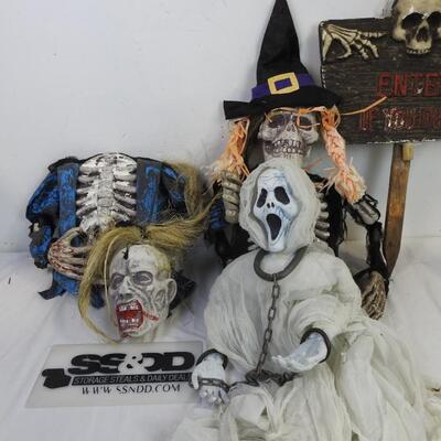 Halloween DÃ©cor: Enter if You Dare Yard Sign, 3 Skeleton Spooky Statues